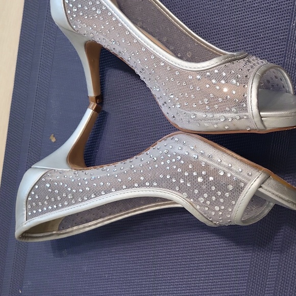 K & M sparkly open toed evening shoes. - Picture 11 of 13